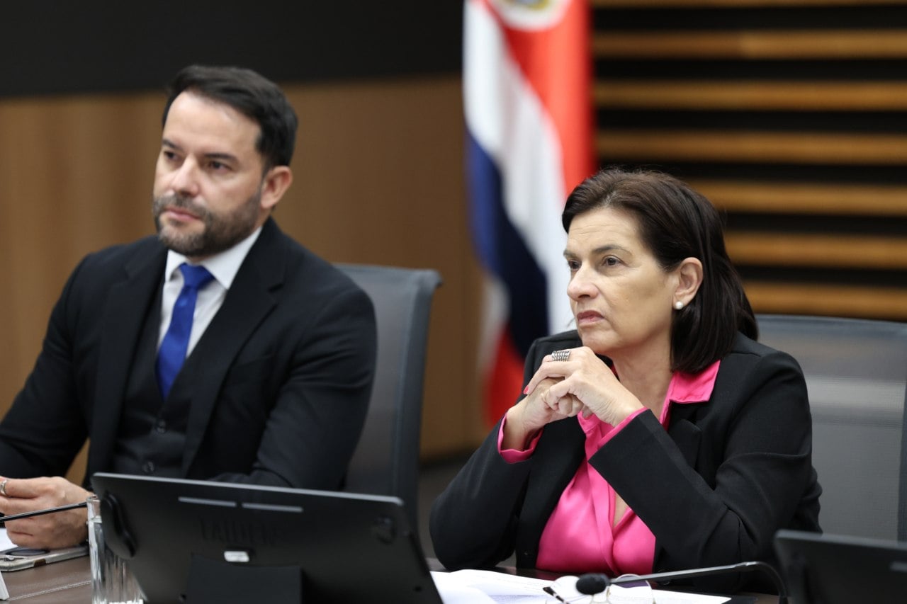 Pueblo Soberano cambia criterio en reelección de dos magistrados: ¿pesan decisiones sobre Rodrigo Chaves?