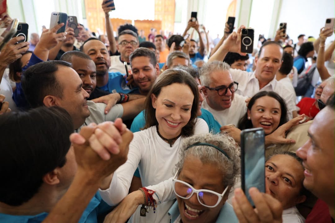 Líder opositora María Corina Machado regresa a Venezuela